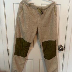 Fleece Sweatpats with Green Knees